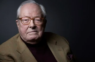Jean-Marie Le Pen, hospitalisé après un malaise cardiaque, «va bien»