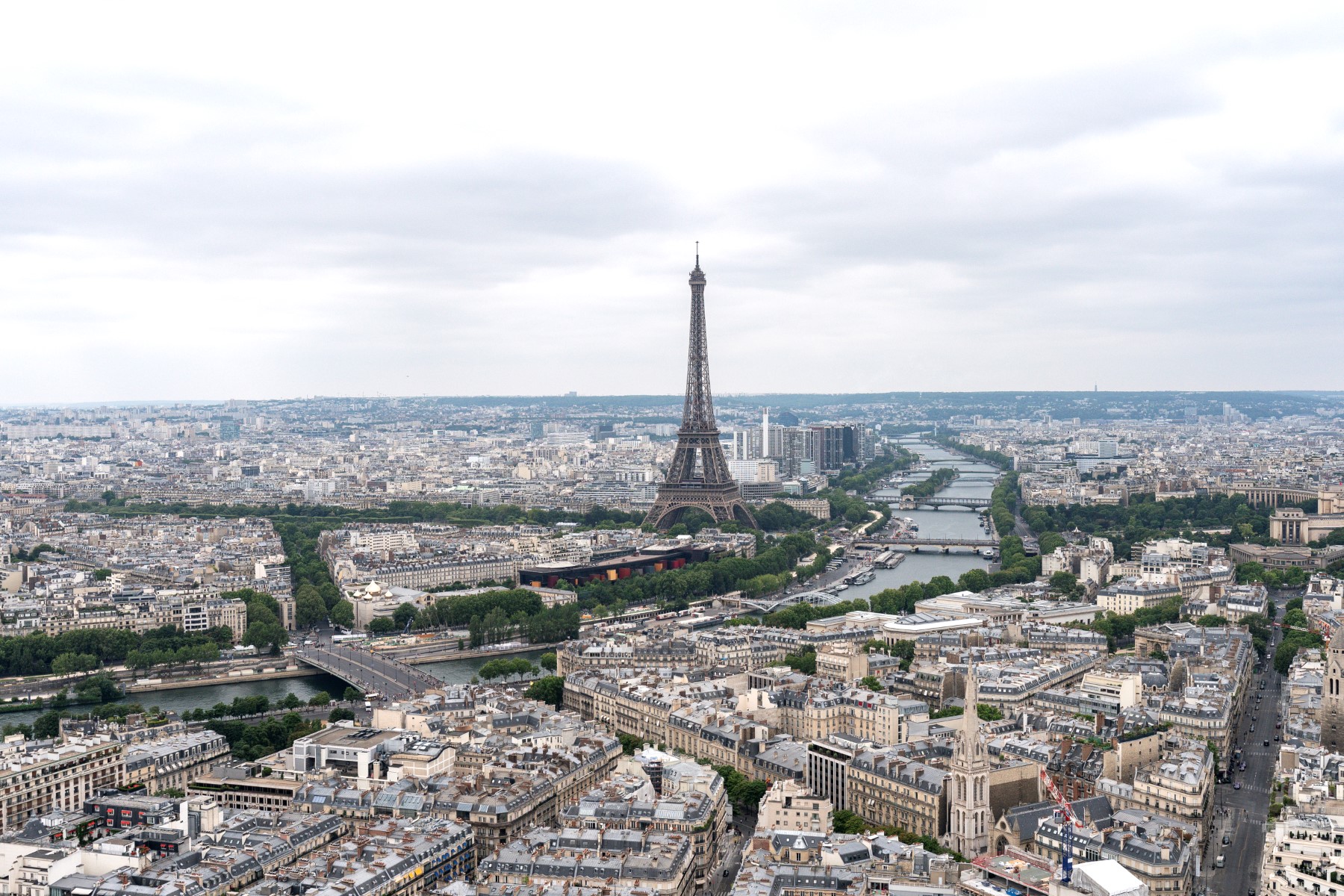 Un Chinois retrouvé mort à Paris: enquête pour meurtre ouverte