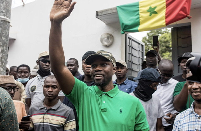 Sénégal: L’opposant Sonko ramené de force à Dakar