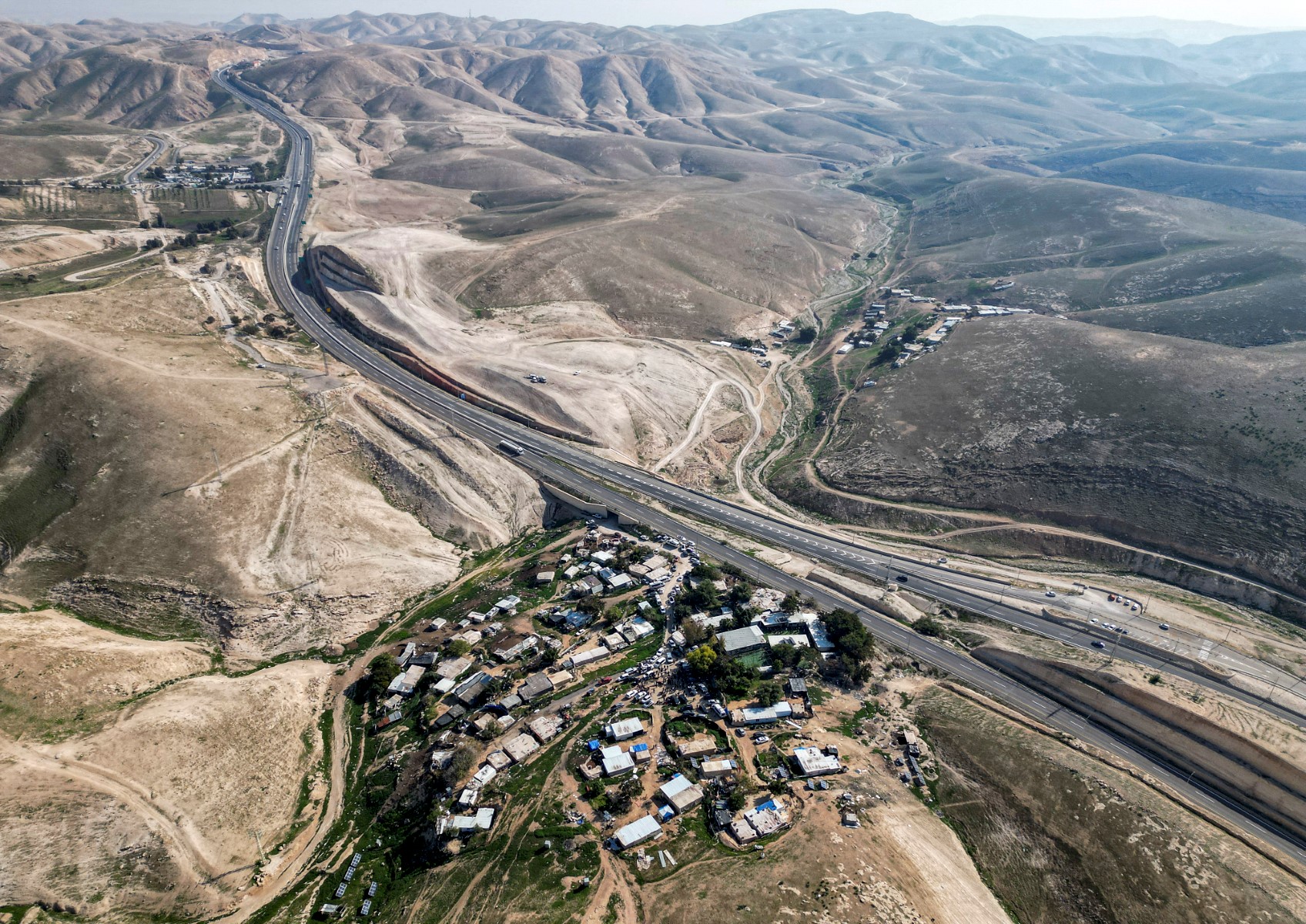 Israël: la justice rejette une demande de démolition d'un village palestinien