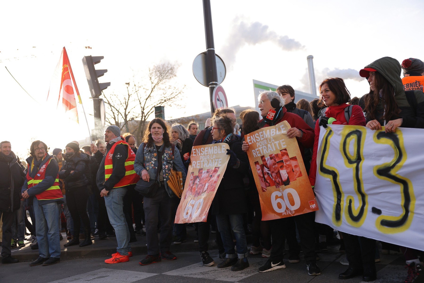 Retraites: les syndicats, «toujours unis», donnent rendez-vous le 6 juin