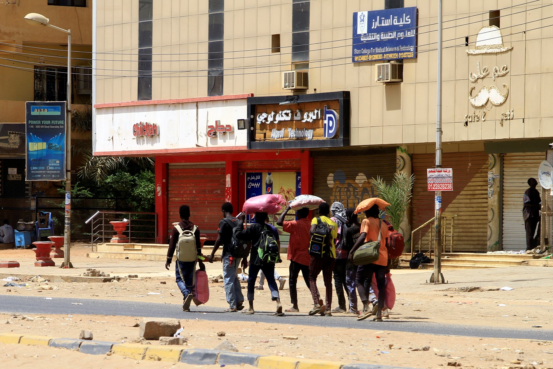 A Khartoum, les paramilitaires bivouaquent dans les maisons désertées