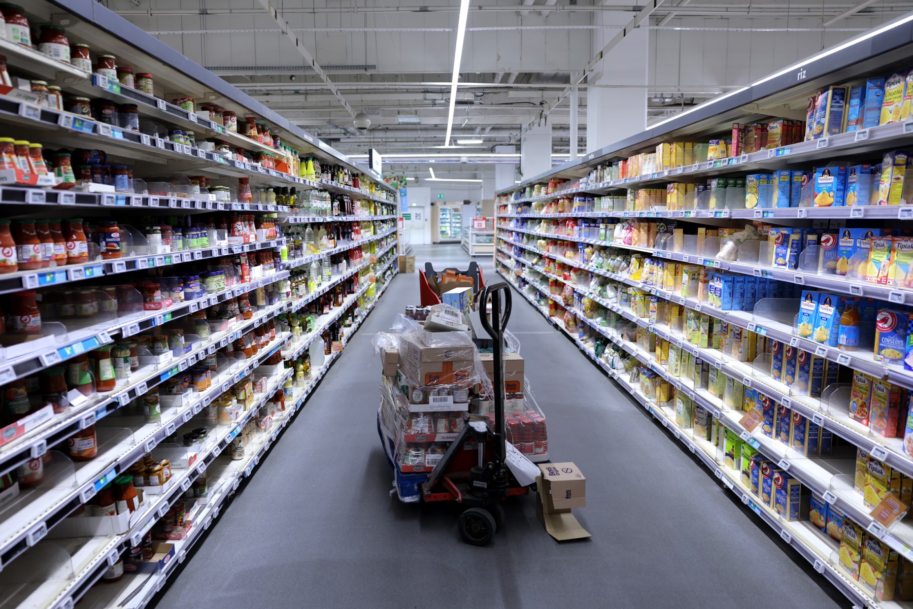 Auchan, déjà présent au Sénégal et en Côte d'Ivoire, va ouvrir un magasin en Algérie