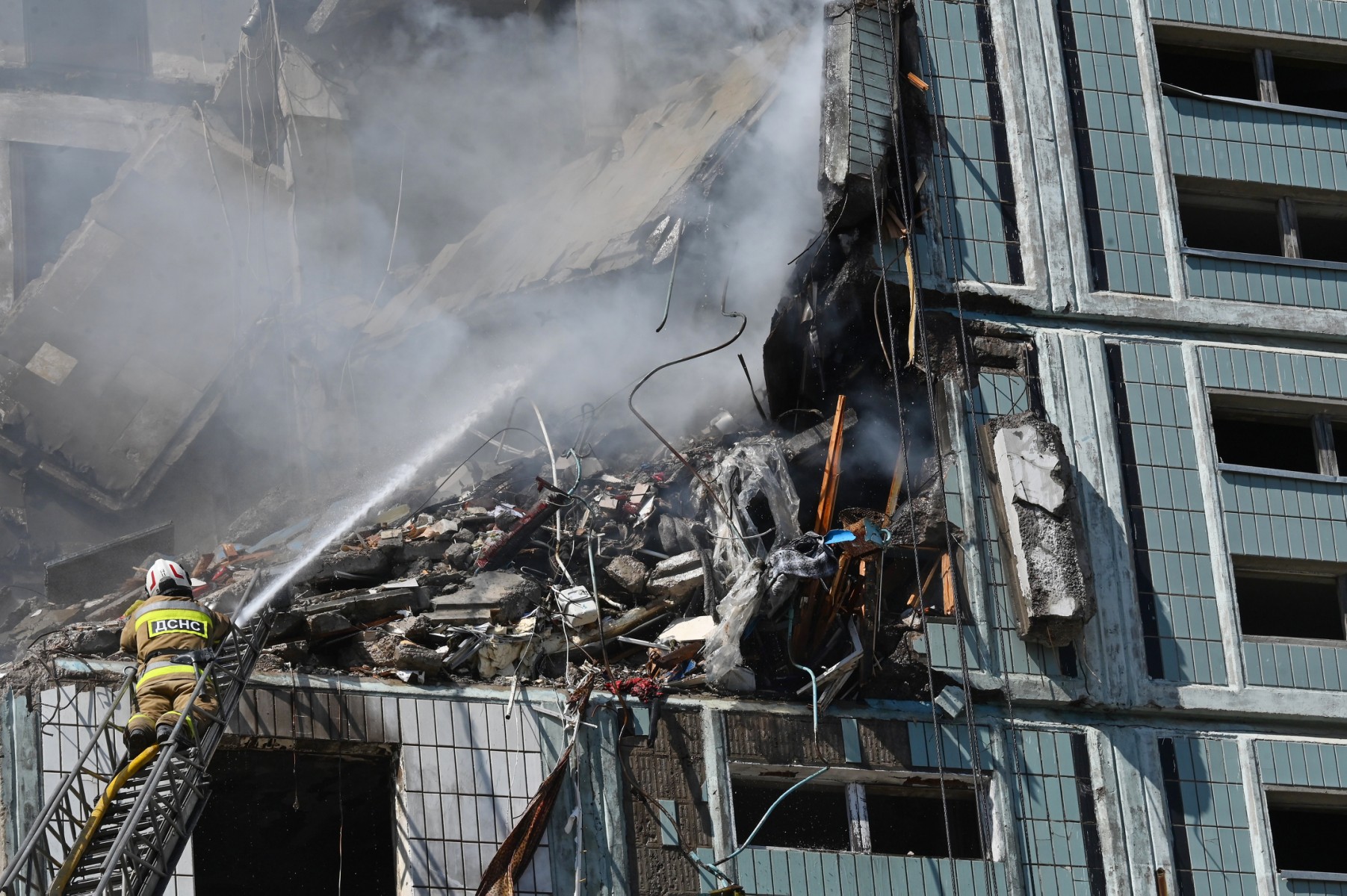 Ukraine: un bombardement russe fait un mort et 34 blessés dans l'Est