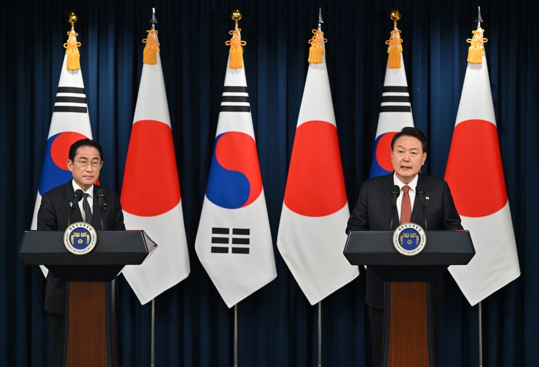 A Séoul, Kishida affirme que son «coeur saigne» pour les Coréens victimes du Japon impérial