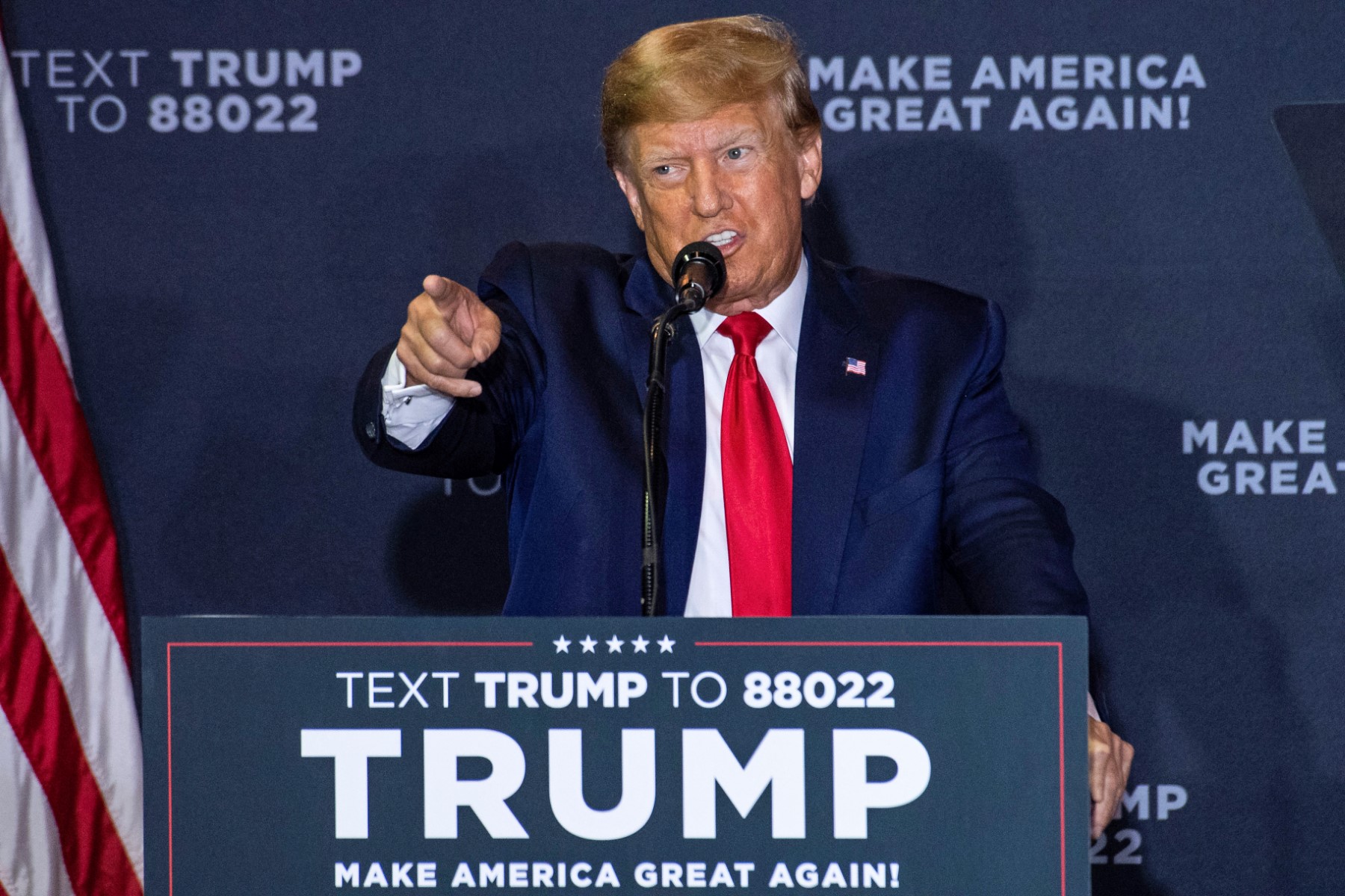 Dans cette photo d'archives, l'ancien président américain Donald Trump s'exprime lors d'un rassemblement "Make America Great Again" à Manchester, dans le New Hampshire, le 27 avril 2023. (Photo Joseph Prezioso / AFP)