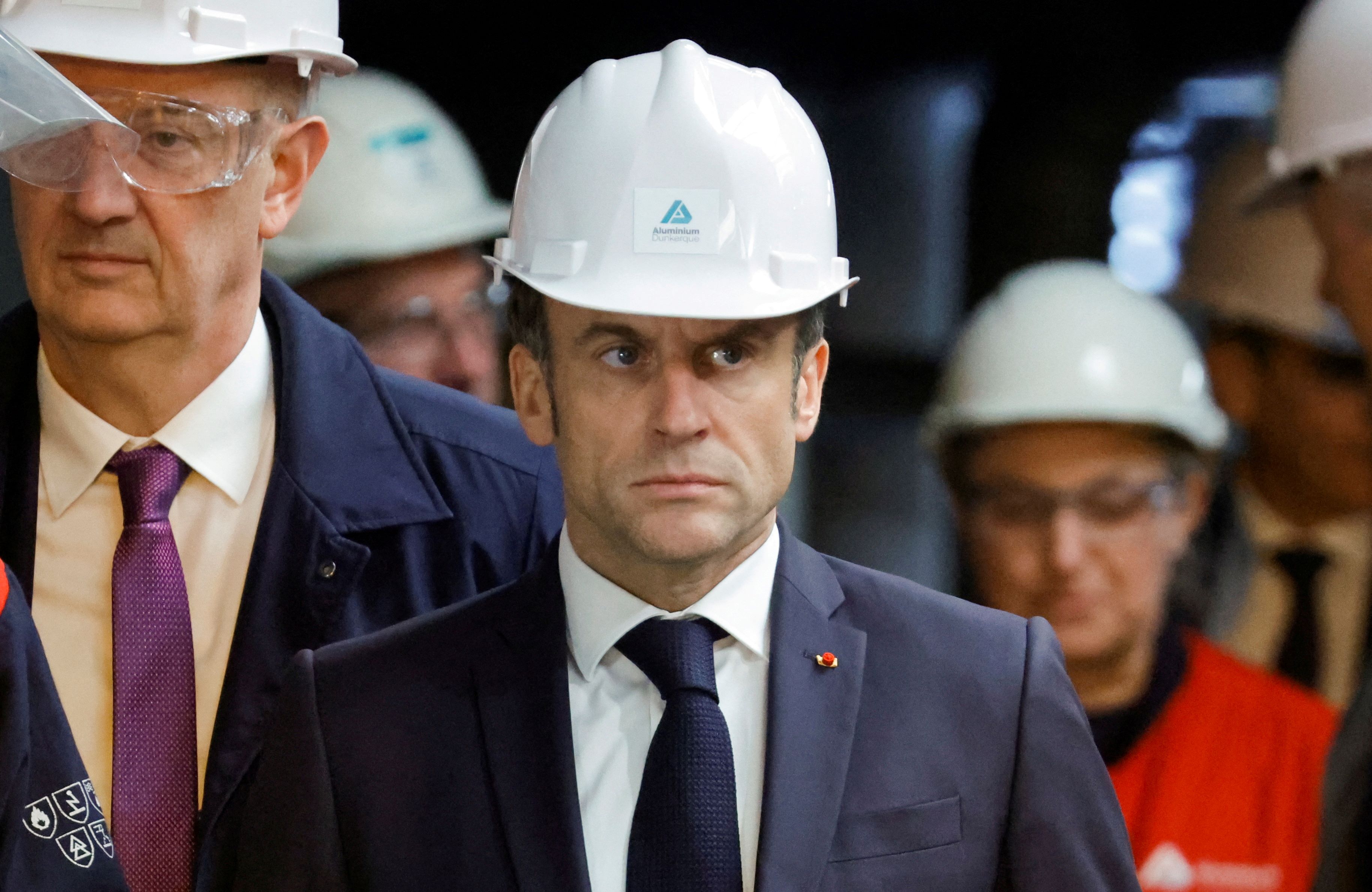 Macron annonce investissements et emplois à Dunkerque, «symbole» de la réindustrialistion
