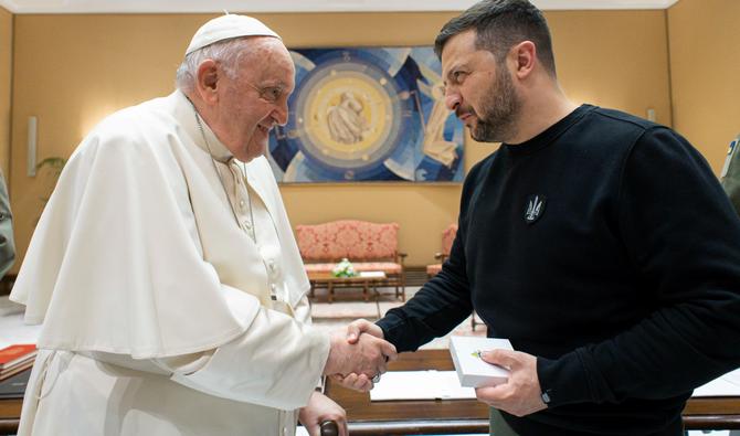 Le pape confie une mission de paix en Ukraine