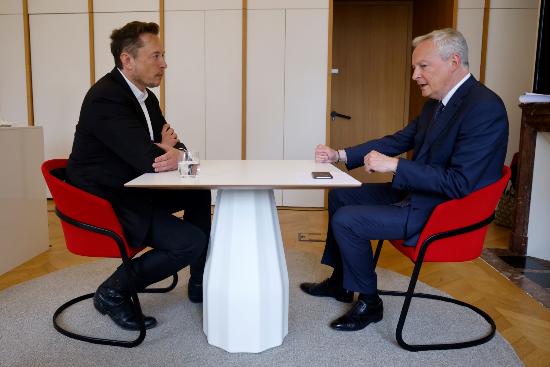 Elon Musk envisage «des investissements significatifs en France»