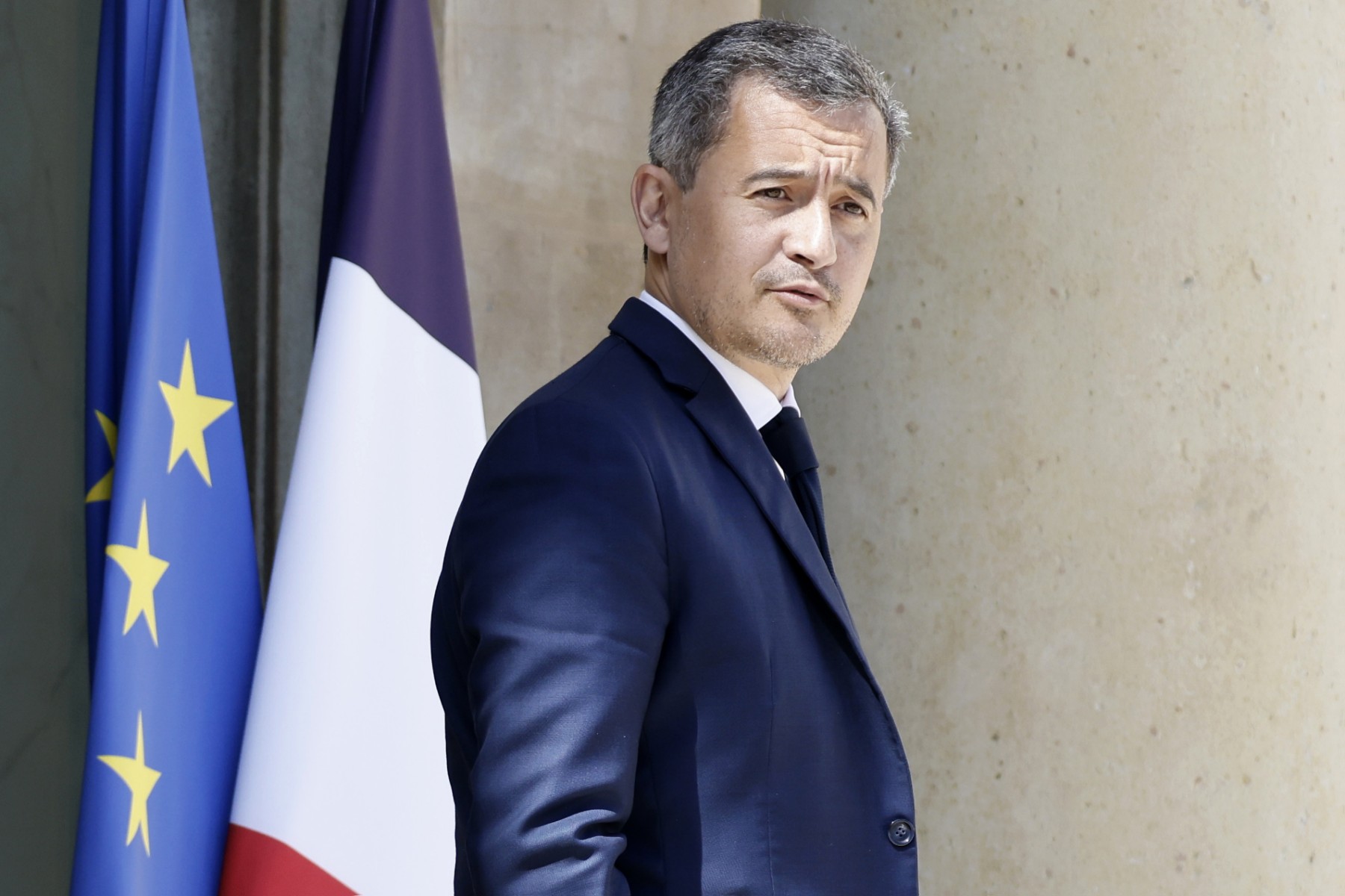 Immigration: le gouvernement prêt à durcir son dispositif sur les travailleurs sans papiers