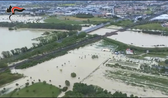 Au moins neuf morts en Italie après des inondations, le GP de F1 annulé