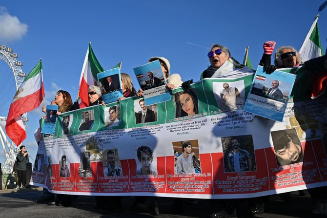 L'Iran a exécuté trois hommes condamnés en lien avec les manifestations