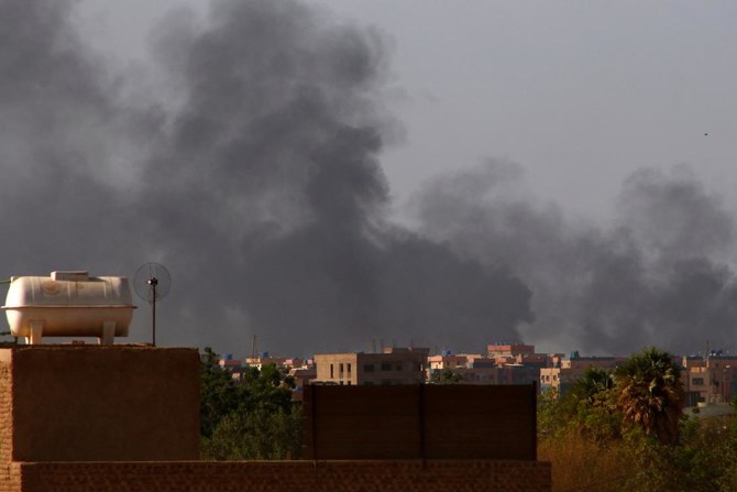Au Soudan, combats à Khartoum malgré l'entrée en vigueur d'une nouvelle trêve