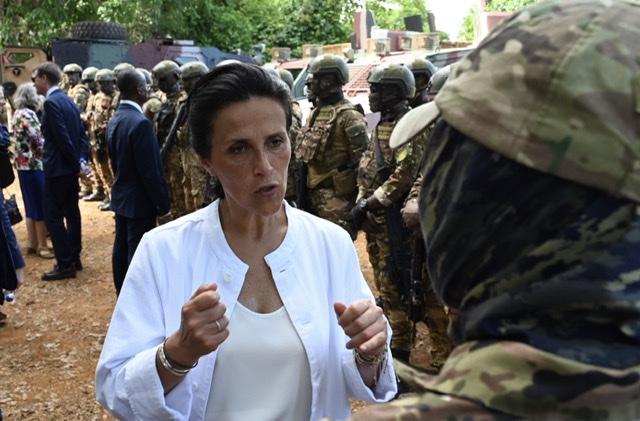 Visite au Nigeria de la secrétaire d'Etat française au développement