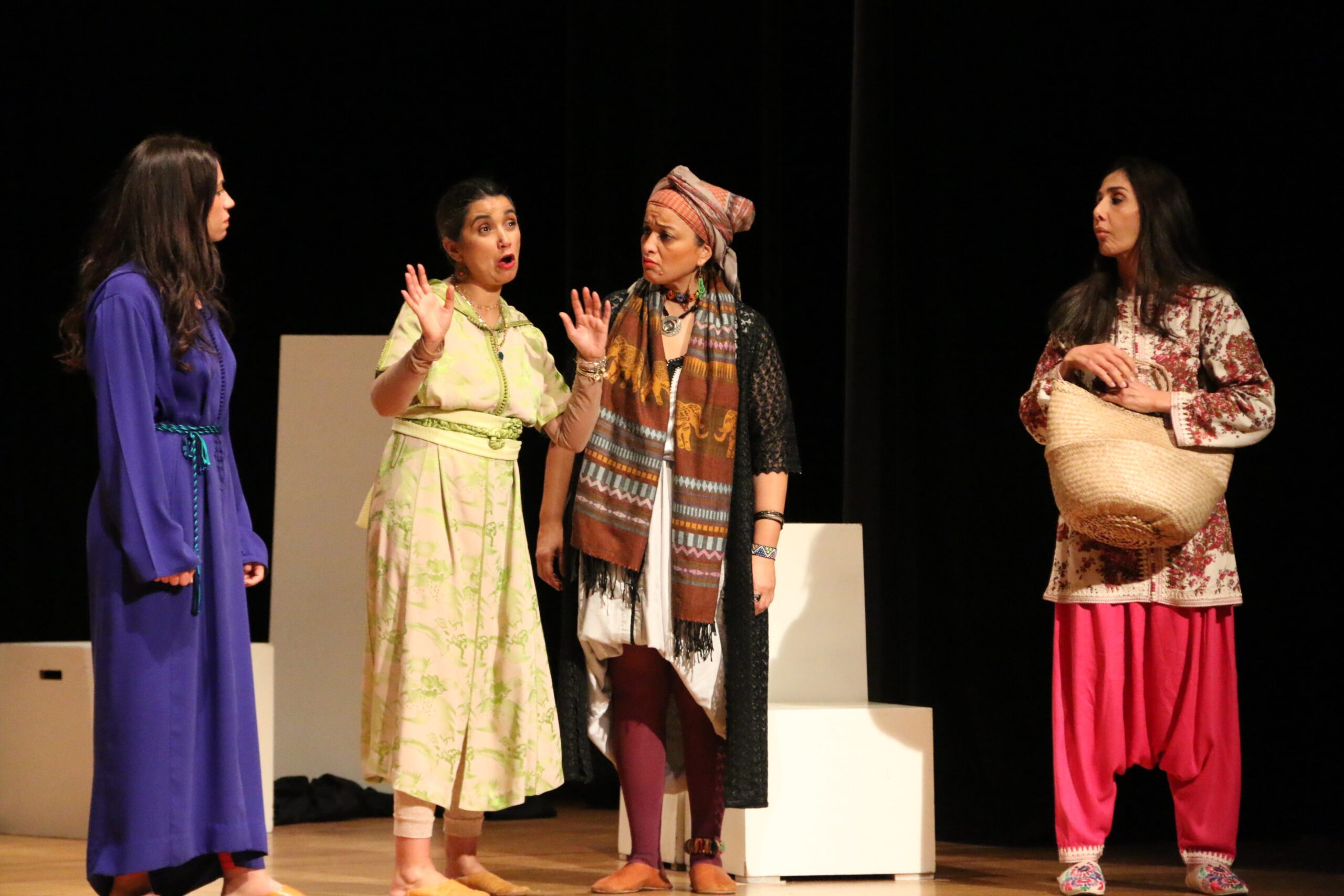 Le Maroc en Vers et Contre Tous: Poésie et Théâtre au FITC 2023