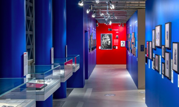 Exposition mystérieuse au musée de la Poste