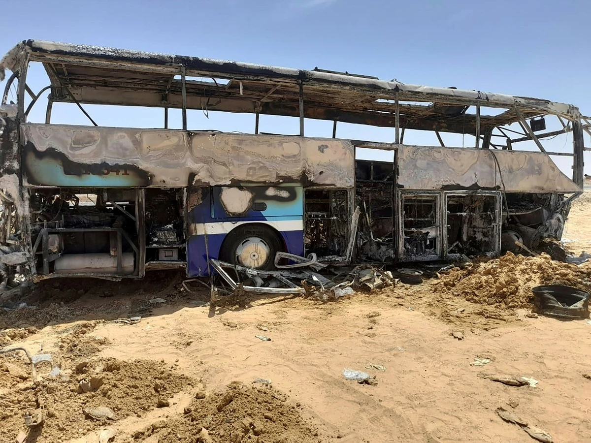 Egypte: 17 morts dans un accident de la route