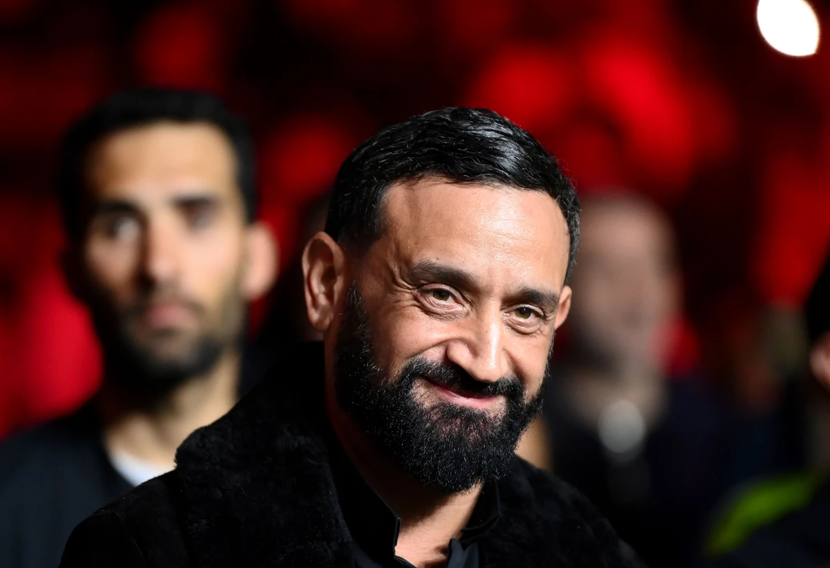 Nouvelle amende pour la chaîne C8, de 300 000 euros, à cause de l'émission de Hanouna