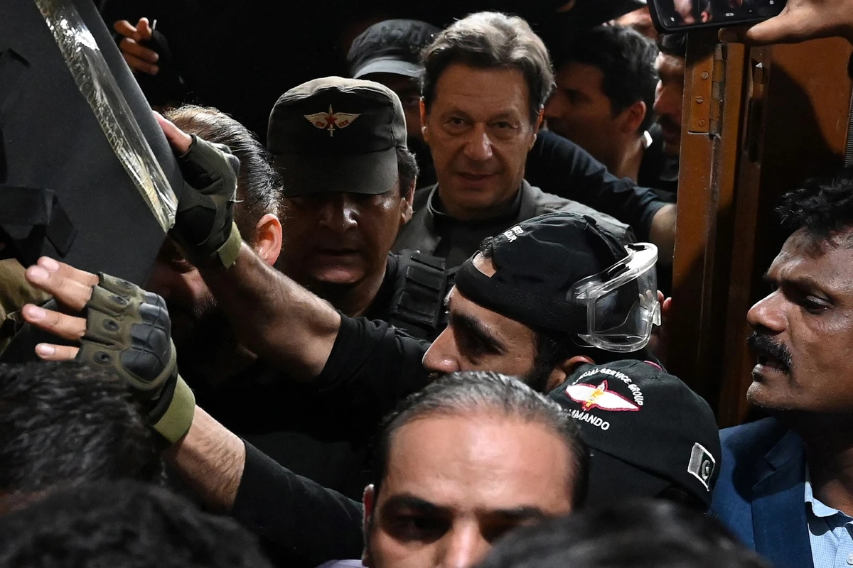 Pakistan: l'arrestation de l'ex-Premier ministre Imran Khan invalidée par la Cour suprême