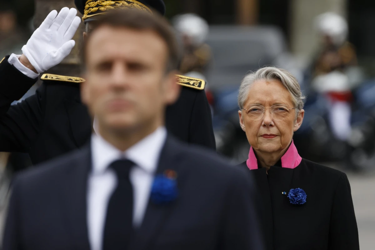 Entre Macron et Borne, «une distance s'est installée»