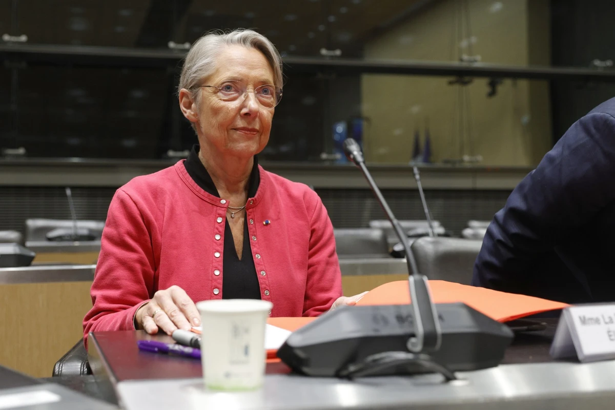 Dette: Borne évoque des «discussions étroites» avec Standard and Poor's