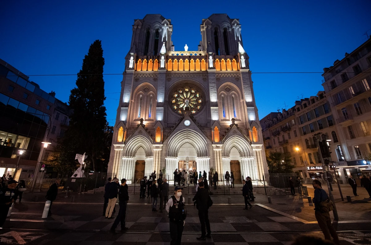 L'attaque à la basilique n'est pas revendiquée par les groupes jihadistes, qui s'en félicitent néanmoins. (AFP).