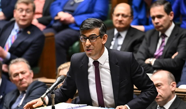 Le Premier ministre britannique au sommet du Conseil de l'Europe puis au Japon