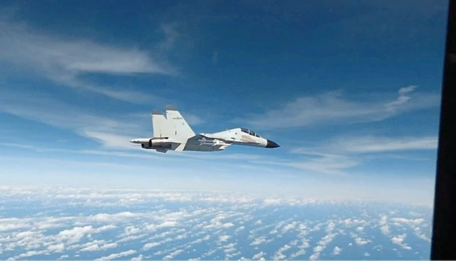 Washington dénonce une «manoeuvre agressive» d'un avion de combat chinois