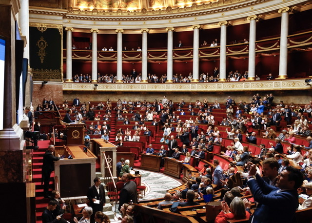 Retraites: Nouvelle motion de censure au vote de l'Assemblée, au risque de l'usure