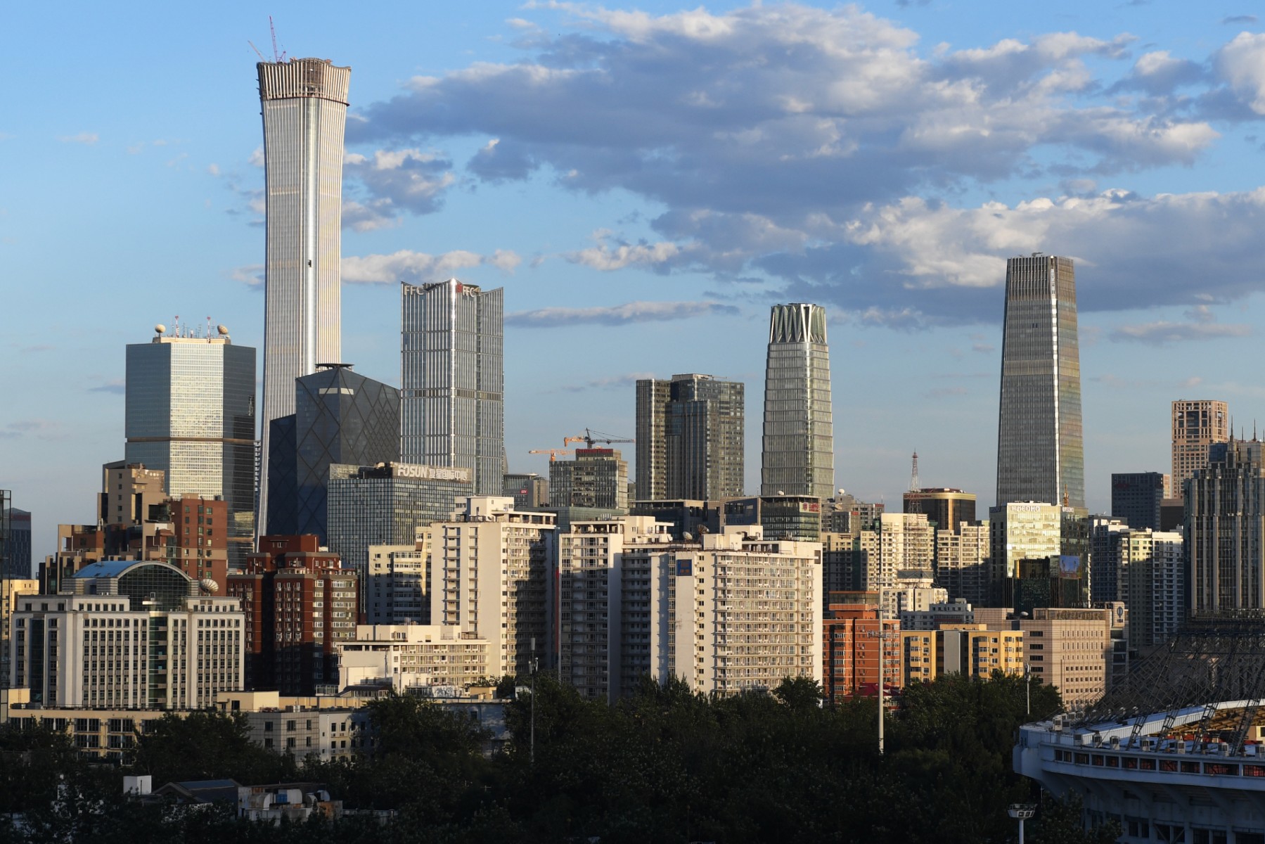 Chine: baisse inattendue d'un taux pour relancer l'économie