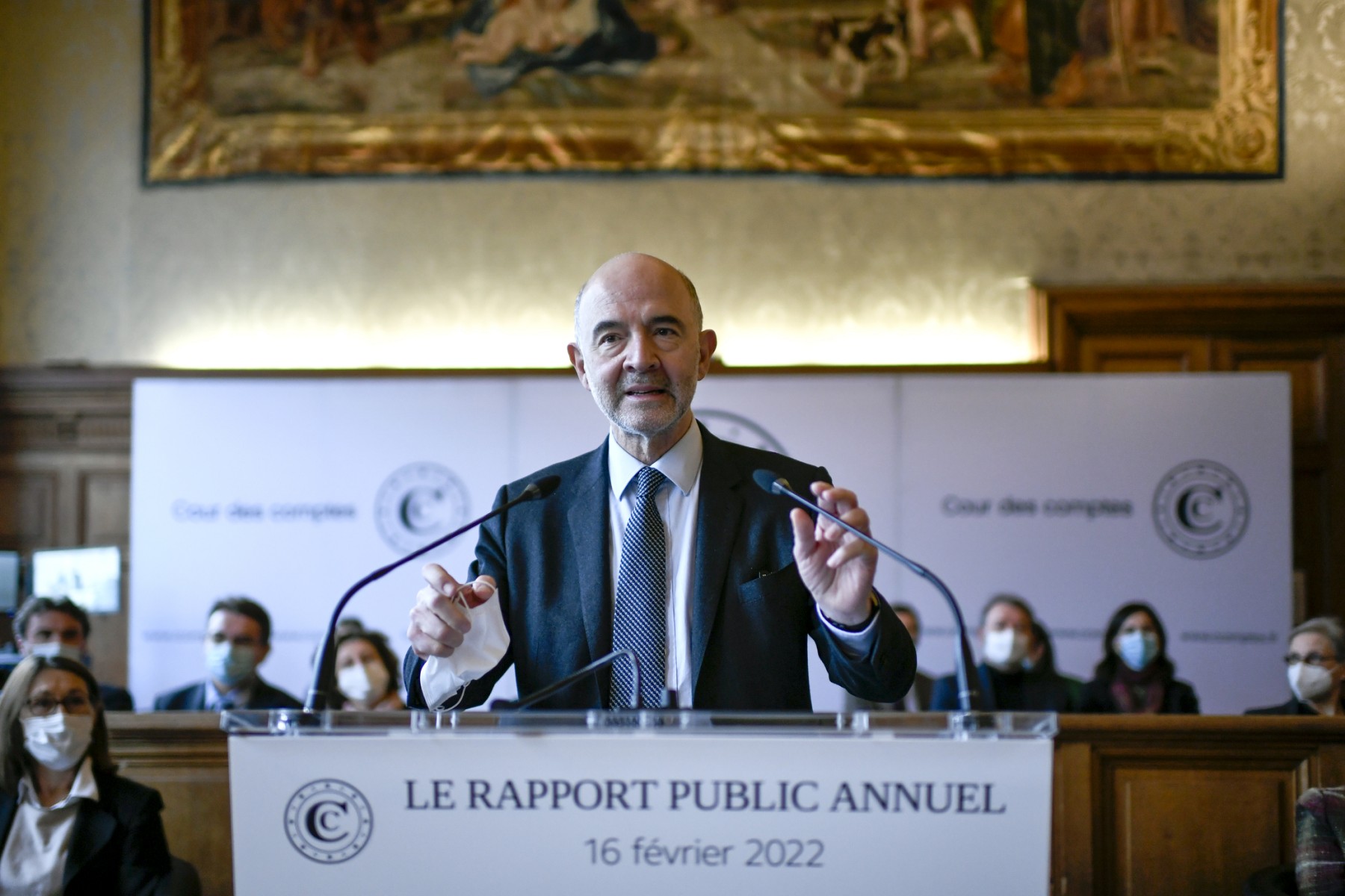 Le débat sur l'ISF vert «trop vite» évacué, juge Moscovici