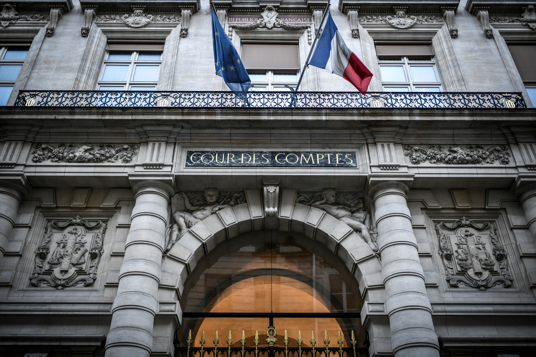 La France priée de faire «un effort substantiel» sur ses dépenses pour réduire le déficit public d'ici 2027