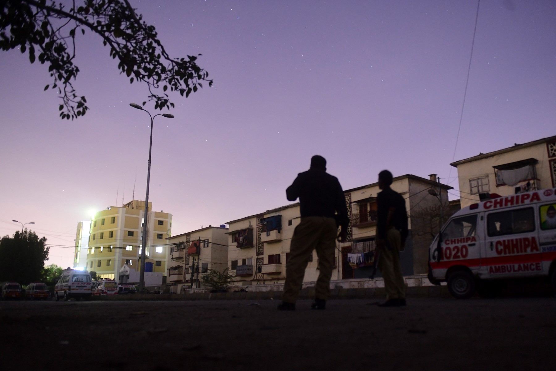 Afghanistan: un gouverneur taliban tué dans un attentat suicide