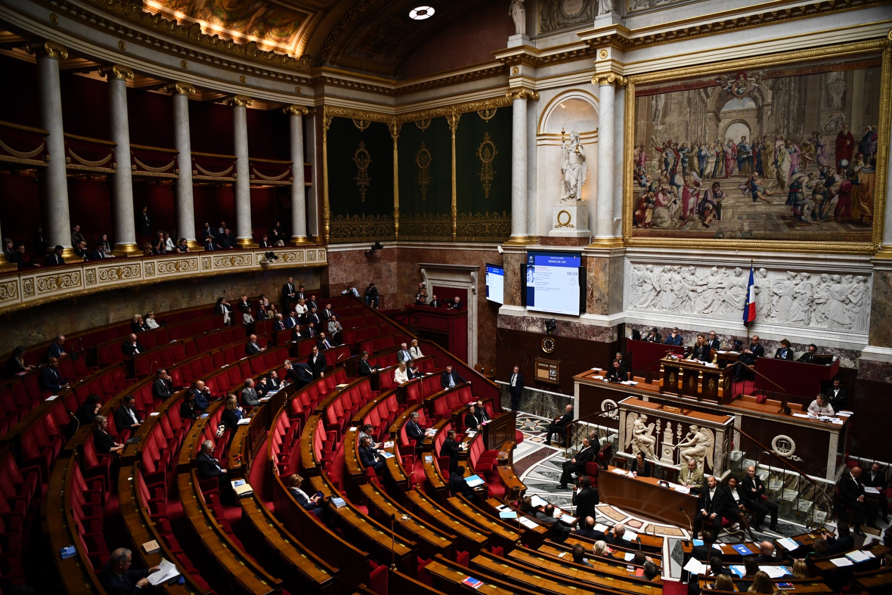 Les retraites, paroxysme d'une année de tensions à l'Assemblée nationale