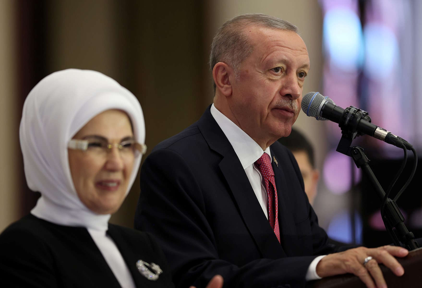 Le chef de l'Otan appelle de nouveau Erdogan à lever son veto contre la Suède