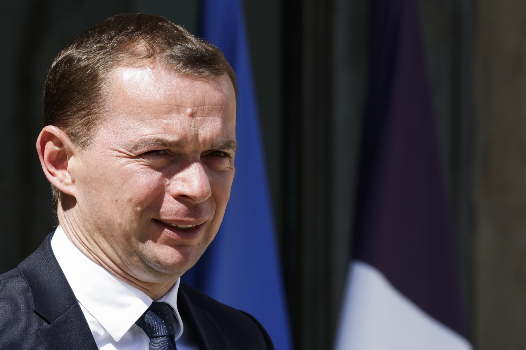 Dans certains métiers, «la France ne fonctionnerait pas sans l'immigration», dit Dussopt