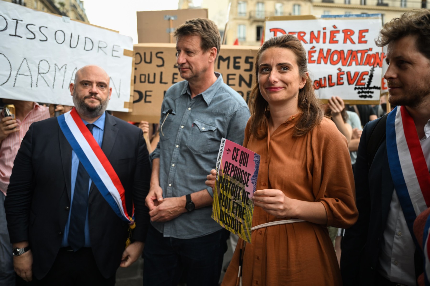 Un cocktail toxique dépisté dans les cheveux des sénateurs