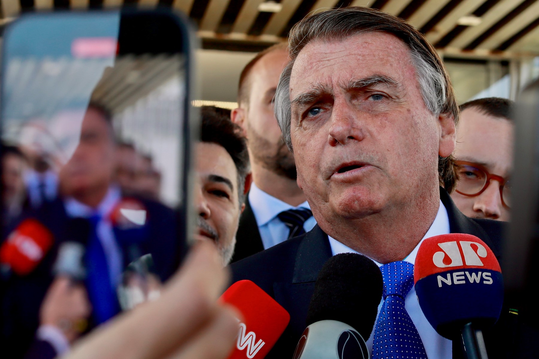 Brésil: L'ex-président Bolsonaro joue son avenir dans un procès