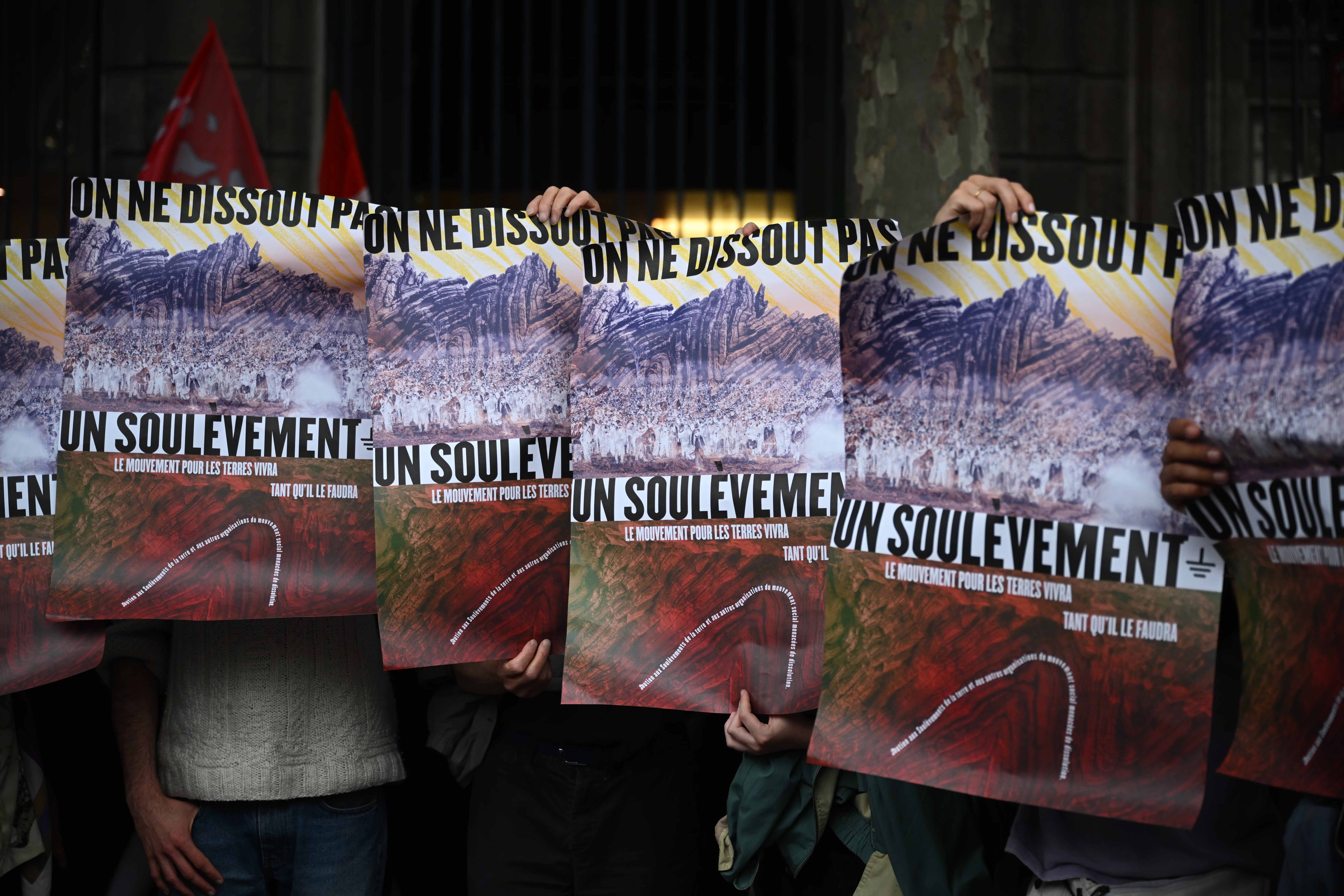 «Intimidation», «escalade»: la gauche condamne la dissolution des Soulèvements de la Terre