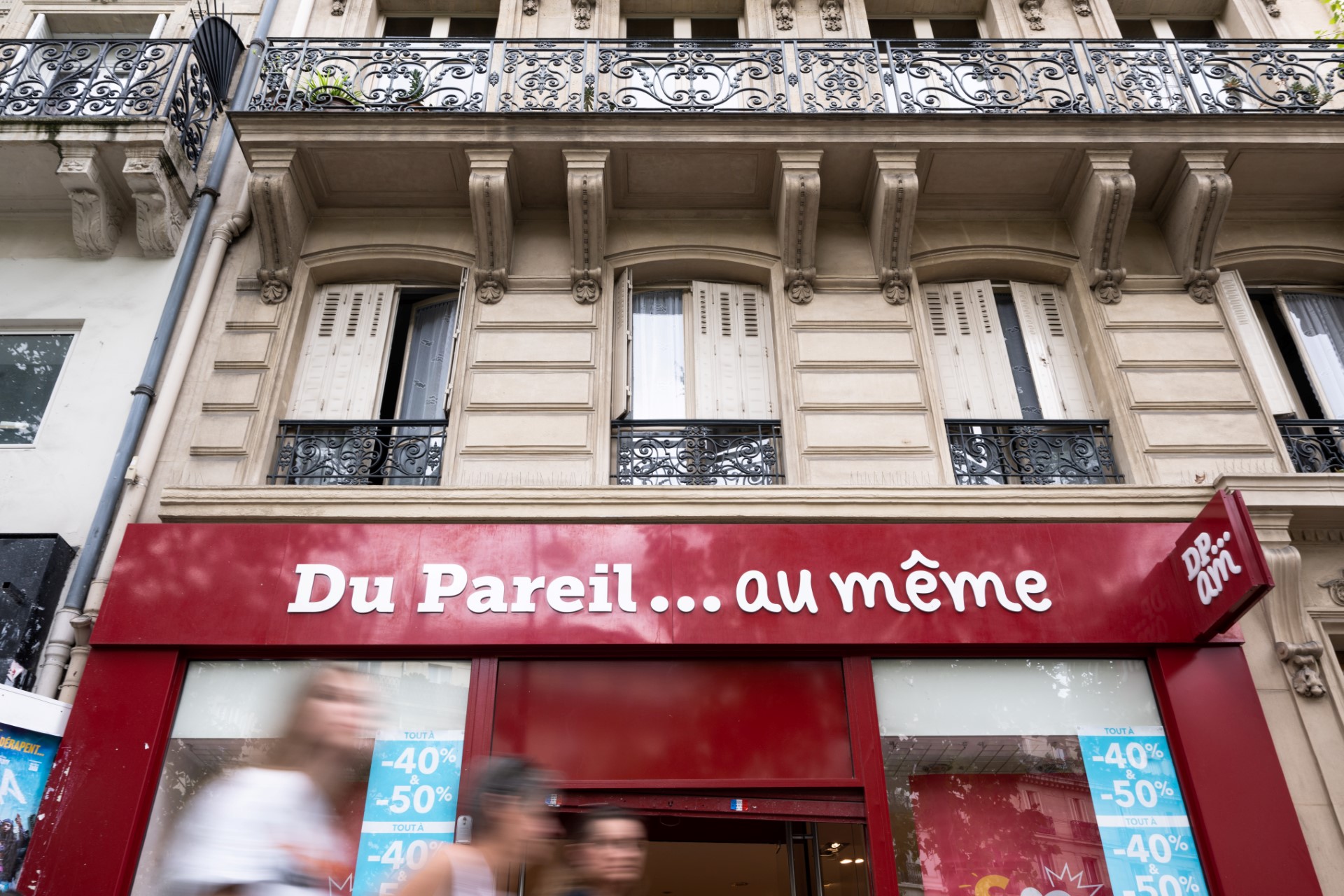 Nouvelle déflagration dans le prêt-à-porter: Du Pareil au Même et Sergent Major en difficulté