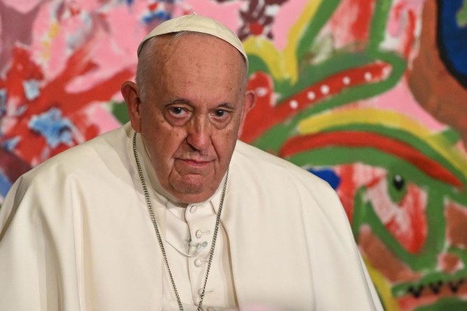 Le pape François a passé des examens dans un hôpital de Rome