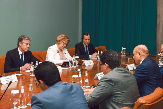 Blinken exprime son inquiétude face aux actions des Houthis lors de sa réunion avec un dirigeant yéménite