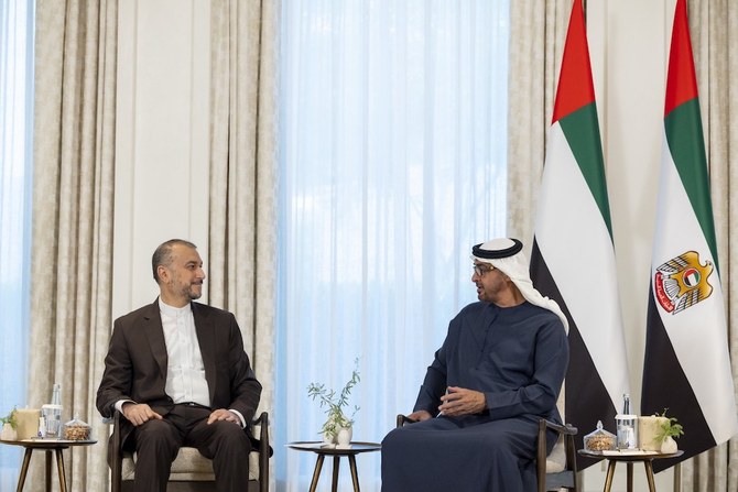 Le président des Émirats arabes unis s’entretient avec le ministre iranien des Affaires étrangères