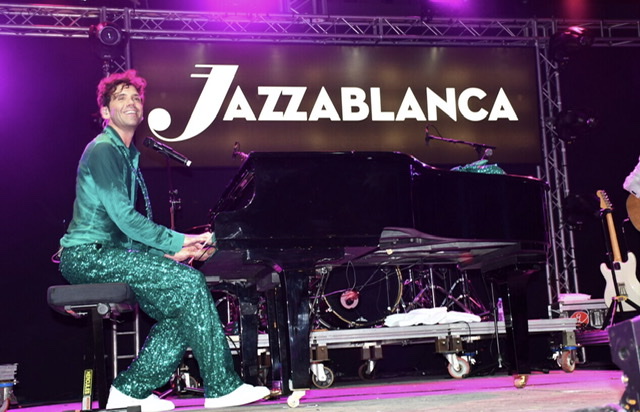 Mika clôture en apothéose le Festival Jazzablanca