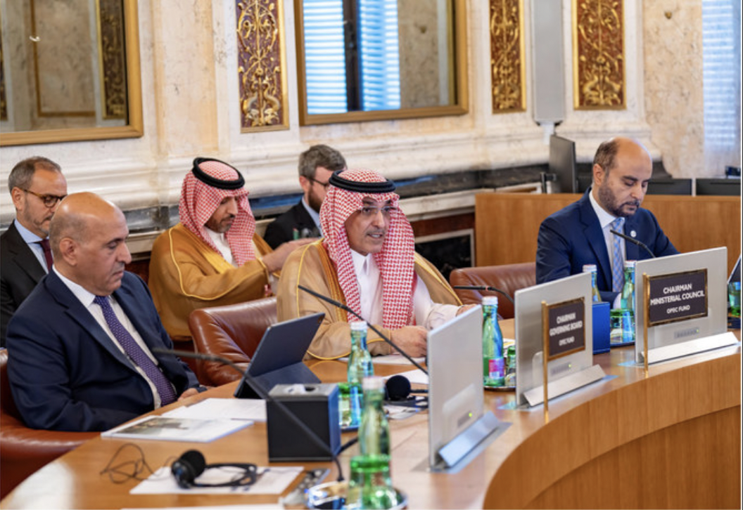 Les défis mondiaux affectent le développement des pays à faible revenu, selon le ministre saoudien des Finances