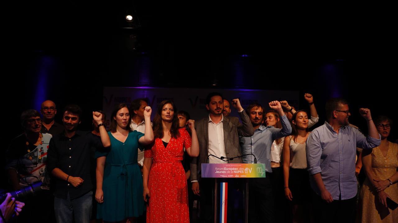Européennes: En meeting, les jeunes de la Nupes font pression pour l'union