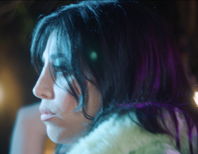 Sarah Mansour dévoile son identité musicale multiculturelle avec son premier EP, « Uninterrupted »