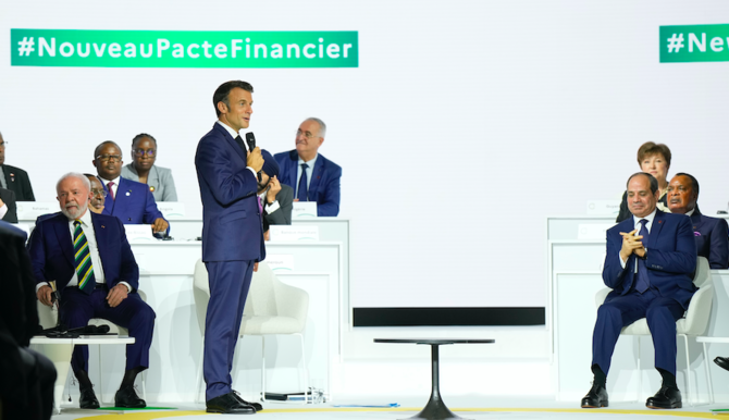 Macron déclare que les dirigeants ont finalisé un accord de financement pour le climat