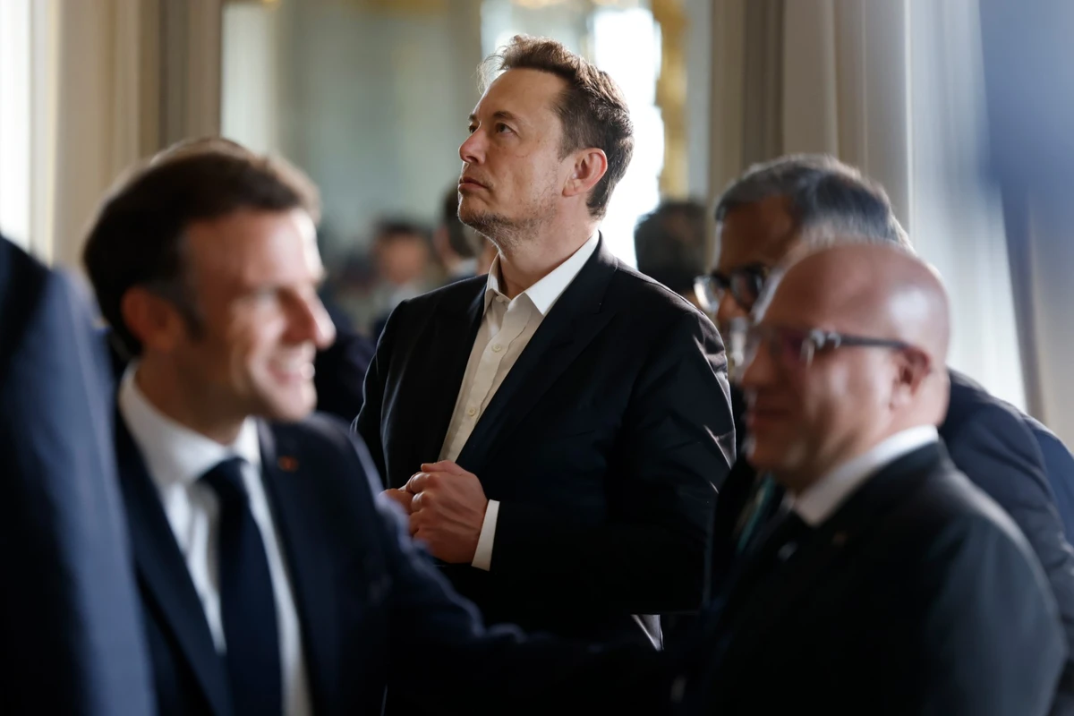 Elon Musk à Paris pour une conférence et rencontrer le président Macron