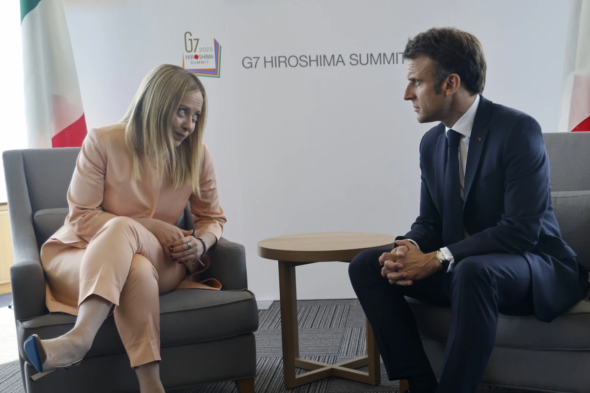 Première visite de Meloni à Macron après des mois de turbulences franco-italiennes